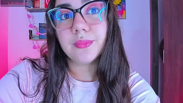 Snapshot of isarhodes_ chatting on 01-28-25, 10:23 isarhodes  online show from 01-28-25, 10:23