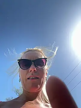 DirtyMargaret online show from 05-27-26, 08:22