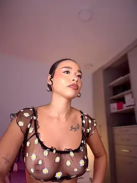 Hips hannah online show from 07-10-26, 09:37