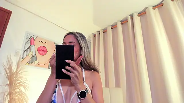 SkiinnyAna online show from 02-25-26, 07:36