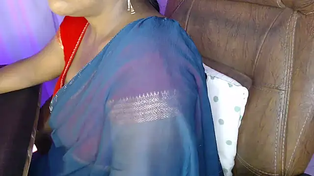 Snapshot of Prita07 chatting on 12-02-25, 12:40 Prita07 online show from 12-02-25, 12:40