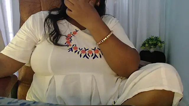 Snapshot of Prita07 chatting on 03-12-25, 09:23 Prita07 online show from 03-12-25, 09:23