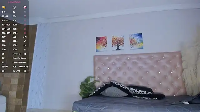 Lissalittlee online show from 10-28-25, 07:46