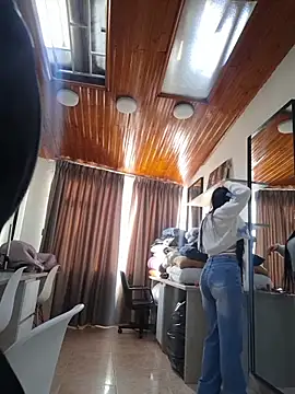 Snapshot of miel_gomez chatting on 02-13-26, 09:48 miel gomez online show from 02-13-26, 09:48