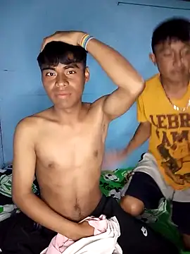 Snapshot of tribwor chatting on 10-30-25, 03:05 tribwor online show from 10-30-25, 03:05