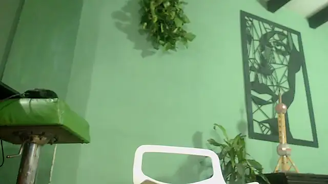 thirstymoonxx online show from 05-01-26, 04:28