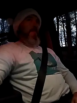 Snapshot of bongripingclitlicker chatting on 12-20-24, 10:43 bongripingclitlicker online show from 12-20-24, 10:43