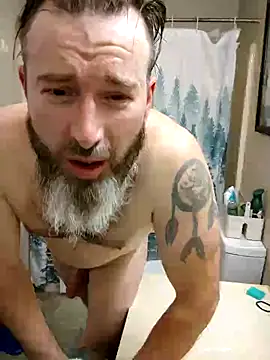 Snapshot of bongripingclitlicker chatting on 02-26-25, 04:41 bongripingclitlicker online show from 02-26-25, 04:41