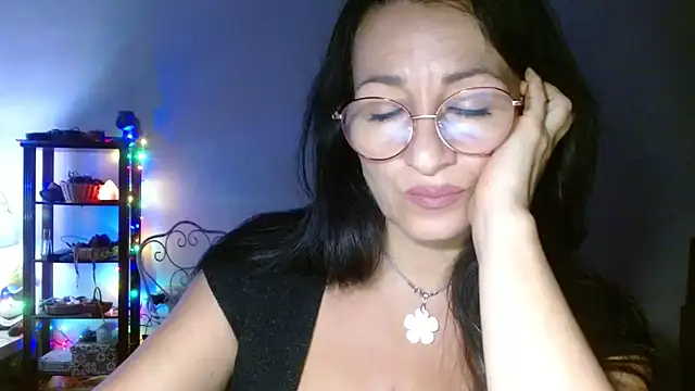 KeisyNeonX online show from 11-15-25, 08:24