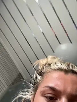 IrishTeenBarbie69 online show from 03-22-26, 01:34