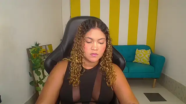 Cristal War online show from 10-30-25, 11:12