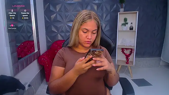 Cristal War online show from 12-22-25, 11:38