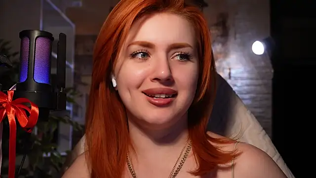 Chriss Fox online show from 02-21-25, 06:26