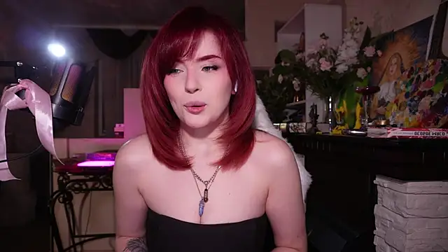 Chriss Fox online show from 12-02-25, 04:30