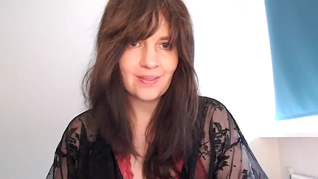 Snapshot of Ella_Next_Door chatting on 02-08-26, 10:57 Ella Next Door online show from 02-08-26, 10:57