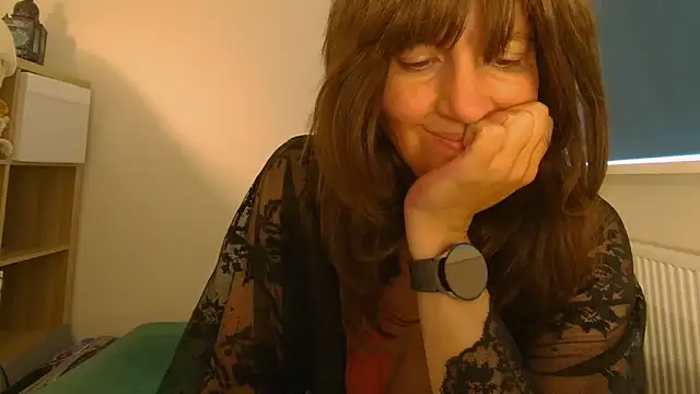 Ella Next Door online show from 05-31-26, 06:42