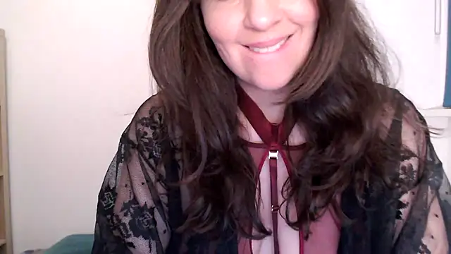 Snapshot of Ella_Next_Door chatting on 02-22-26, 11:28 Ella Next Door online show from 02-22-26, 11:28