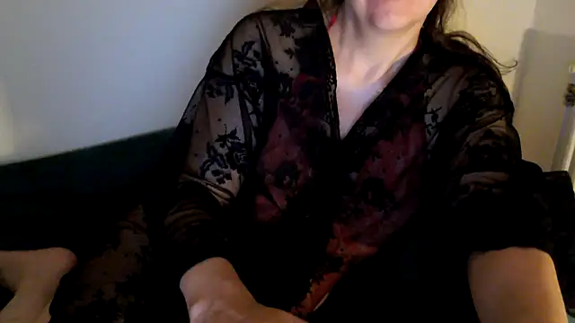 Ella Next Door online show from 09-17-25, 08:44