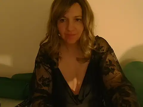 Ella Next Door online show from 11-15-25, 11:31