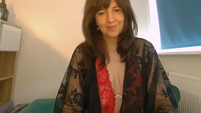 Ella Next Door online show from 05-17-26, 10:15