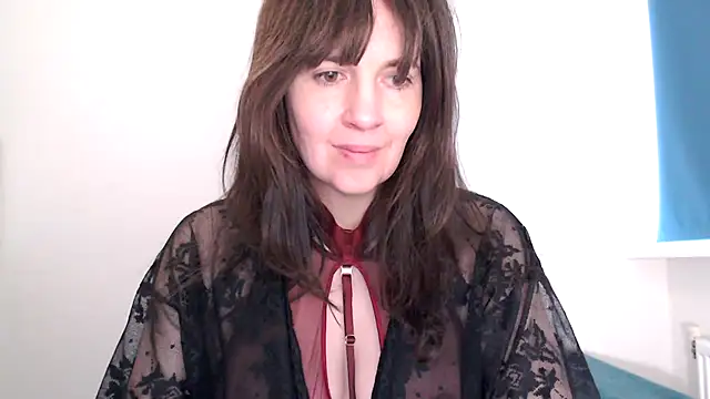 Snapshot of Ella_Next_Door chatting on 02-22-26, 11:12 Ella Next Door online show from 02-22-26, 11:12