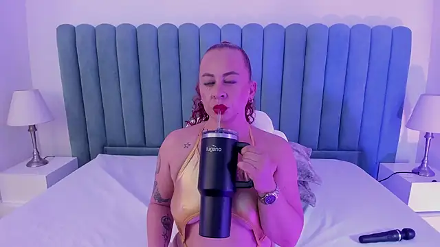 ChannelFox   online show from 11-26-25, 07:58