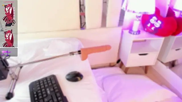 Miliaangeles online show from 10-31-25, 11:40