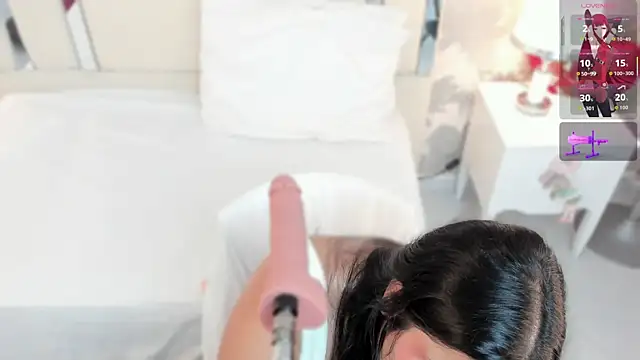 Miliaangeles online show from 12-20-25, 08:39