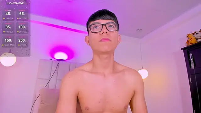 CodyTwink online show from 04-04-26, 12:01