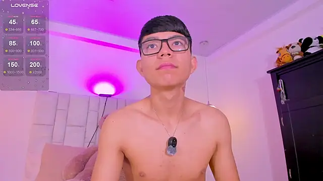 CodyTwink online show from 04-15-26, 01:26