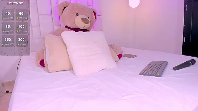 Snapshot of CodyTwink chatting on 05-24-26, 02:06 CodyTwink online show from 05-24-26, 02:06