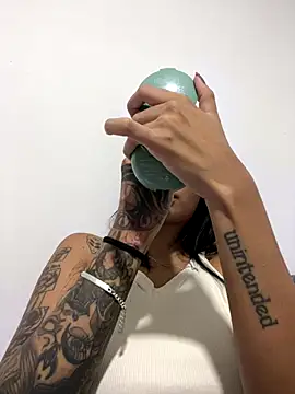 DeuxGold online show from 12-19-25, 01:53