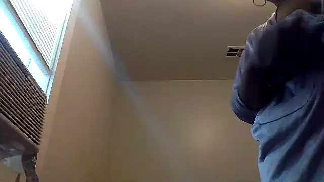 Snapshot of AllLeggs chatting on 04-17-26, 05:16 AllLeggs online show from 04-17-26, 05:16