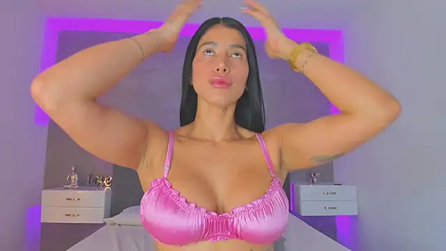 Snapshot of jasminehill_ chatting on 02-25-25, 03:42 jasminehill  online show from 02-25-25, 03:42