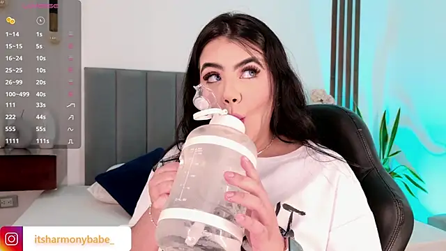 Harmonybabe  online show from 05-11-26, 08:50