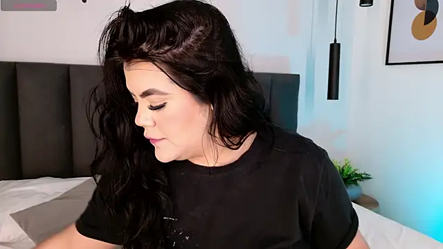 Harmonybabe  online show from 12-20-25, 08:55