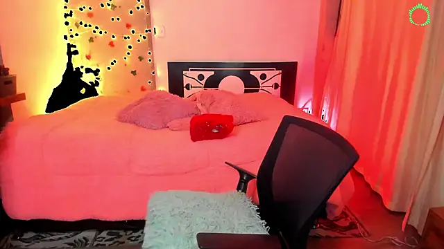 Snapshot of blackbarbietrans chatting on 02-16-25, 12:41 blackbarbietrans online show from 02-16-25, 12:41