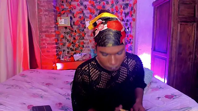 Snapshot of blackbarbietrans chatting on 11-07-25, 06:07 blackbarbietrans online show from 11-07-25, 06:07