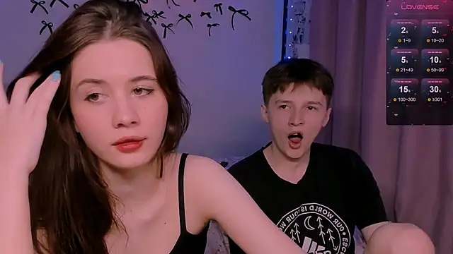 CoddleWeeper  online show from 04-12-26, 12:30