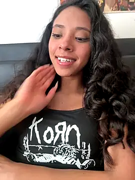 Miss freydis online show from 11-21-25, 03:00