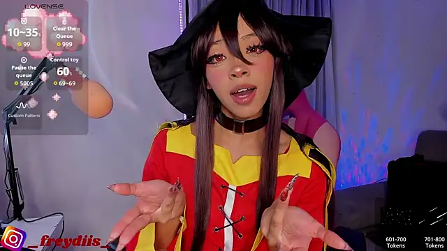 Miss freydis online show from 10-28-25, 05:18