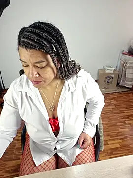 Selket11 online show from 10-19-25, 02:09