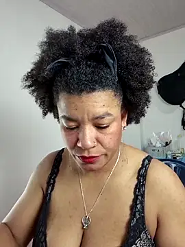 Selket11 online show from 11-05-25, 01:58