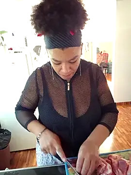 Selket11 online show from 10-02-25, 03:59