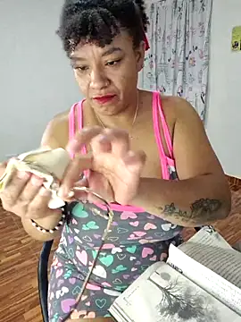 Selket11 online show from 09-18-25, 01:19