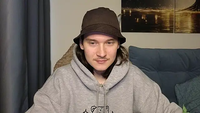Snapshot of MoreRealAlex chatting on 05-07-26, 10:51 MoreRealAlex online show from 05-07-26, 10:51