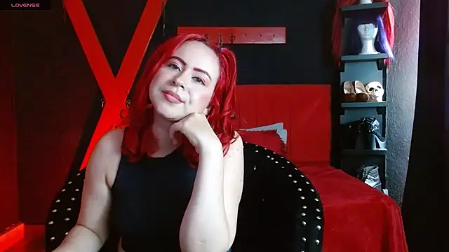 Naty slavedoll online show from 03-03-25, 07:07