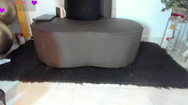 violetmontan online show from 12-17-25, 07:57