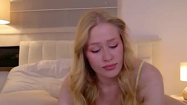 JuliaJaee online show from 07-16-26, 05:54