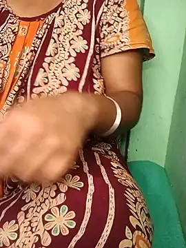 Snapshot of Ritababhi chatting on 02-10-25, 07:07 Ritababhi online show from 02-10-25, 07:07